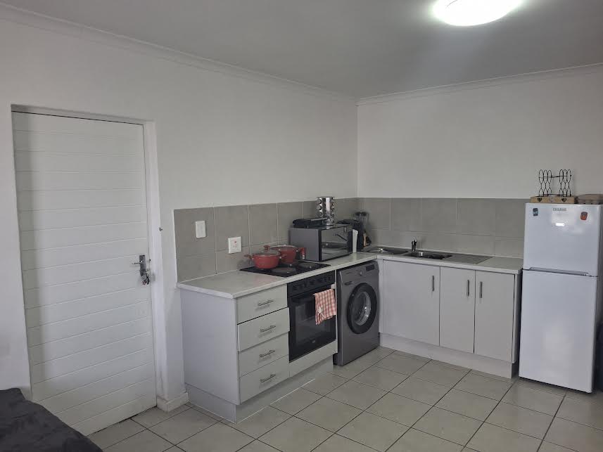 3 Bedroom Property for Sale in Silversands Western Cape